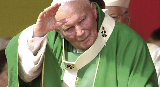 Watykan za zamkniętymi drzwiami