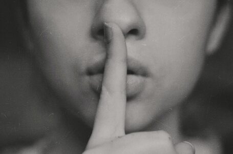 Bądź wierny, milcz