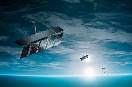 Polski satelita wojskowy MikroSAR już działa na orbicie. Falcon 9 wyniósł go w kosmos