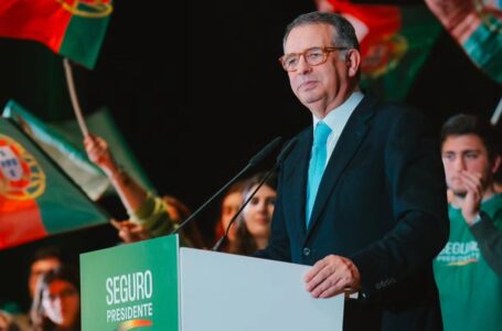 Portugalia przeciw skrajnej prawicy. Socjalista prowadzi po pierwszej turze wyborów prezydenckich