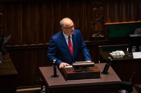 Czarzasty: Prezydent zawetował praworządność. Mam nadzieję, że nie zawetuje 180 mld zł na wojsko