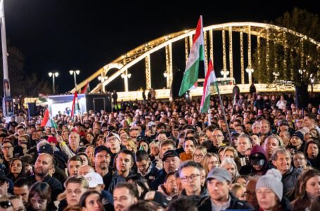 „Nie wolno się przyzwyczajać”. Co zmieniają wybory na Węgrzech?