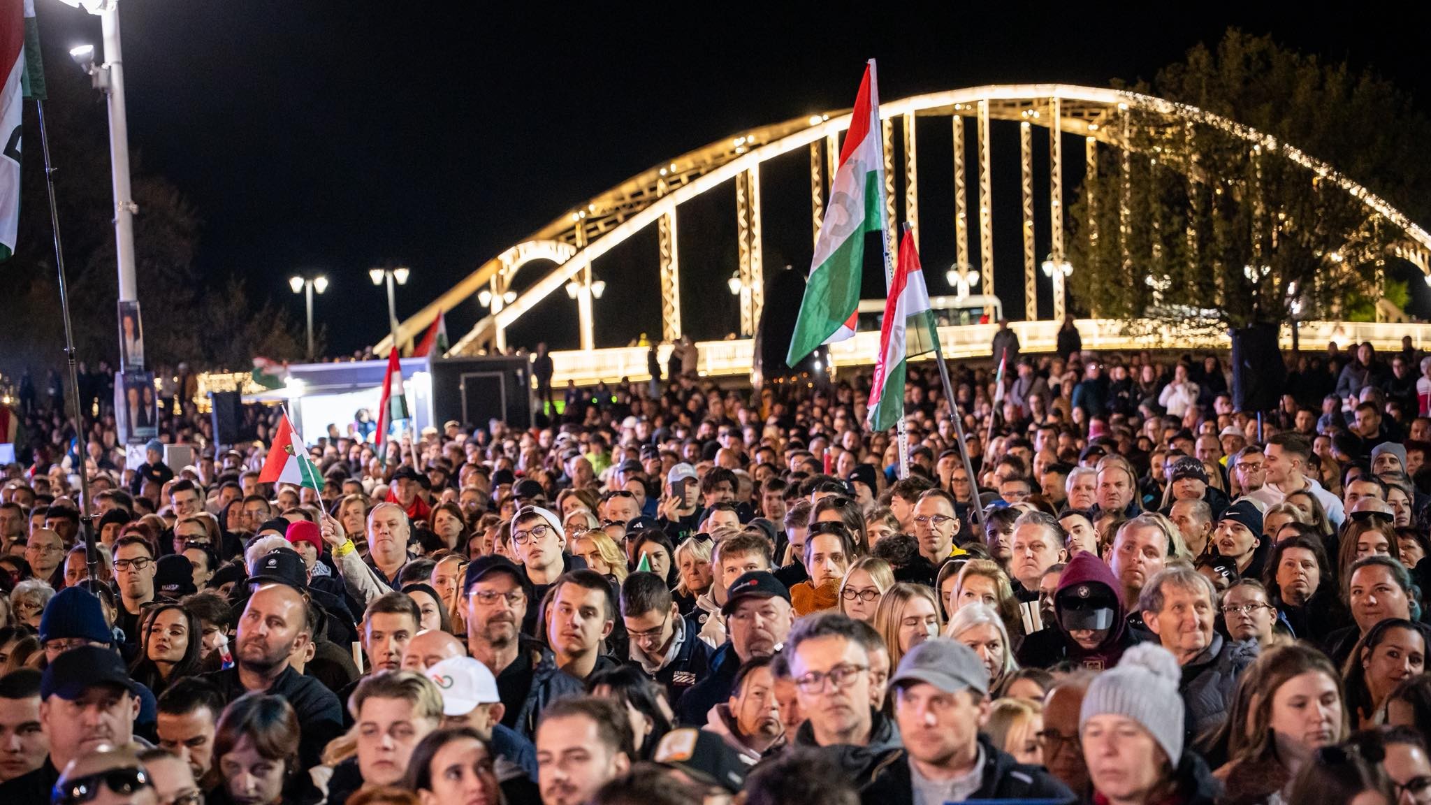 Wiec opozycji przed wyborami na Węgrzech 2026