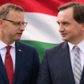 Ziobro i Romanowski na Węgrzech po wyborach – pytanie o powrót do Polski
