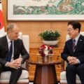 Donald Tusk i Lee Jae Myung podczas rozmów o partnerstwie Polski i Korei Południowej