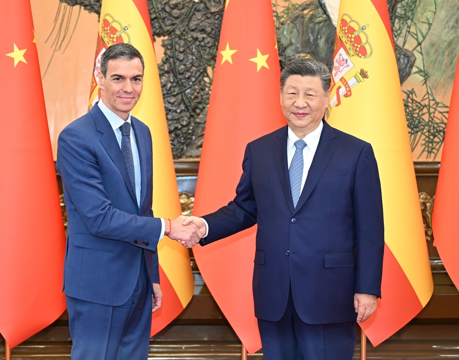 Xi Jinping Pedro Sanchez – spotkanie przewodniczącego Chin z premierem Hiszpanii w Pekinie