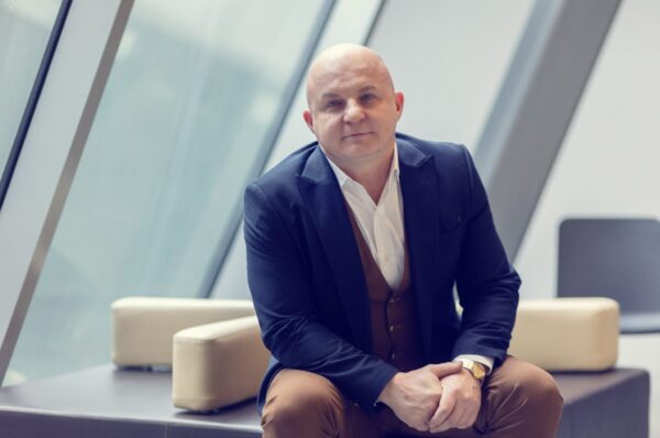 Przewagę w&nbsp;AI buduje się latami. Lekcja z&nbsp;Chin i&nbsp;Korei