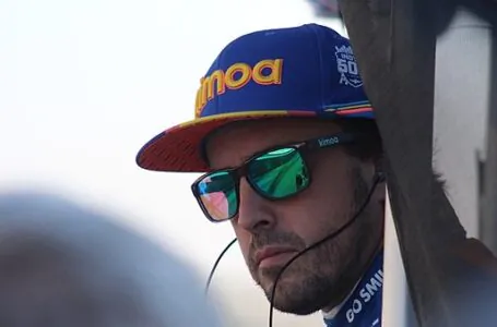 Alonso chce 400 wyścigów