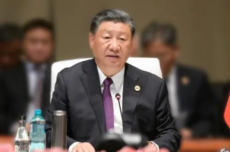 Xi Jinping w Johannesburgu: BRICS stanowi ważną siłę w kształtowaniu międzynarodowego krajobrazu