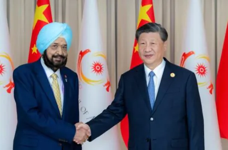 Spotkanie Xi Jinpinga z pełniącym obowiązki przewodniczącego Rady Olimpijskiej Azji