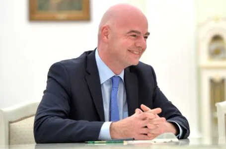 Infantino i jego puchar nie mają przyszłości